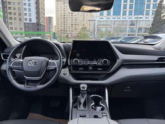 Toyota Highlander 2023, 35,228 km - 2.5 l - Bakı