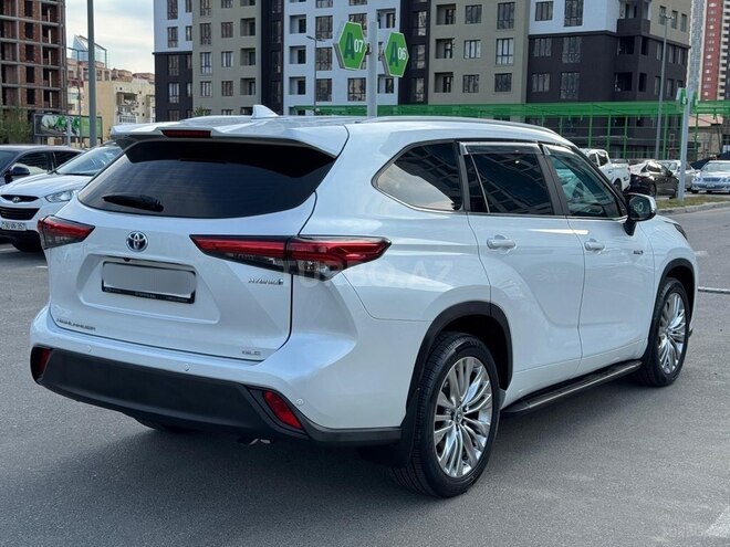 Toyota Highlander 2023, 35,228 km - 2.5 l - Bakı