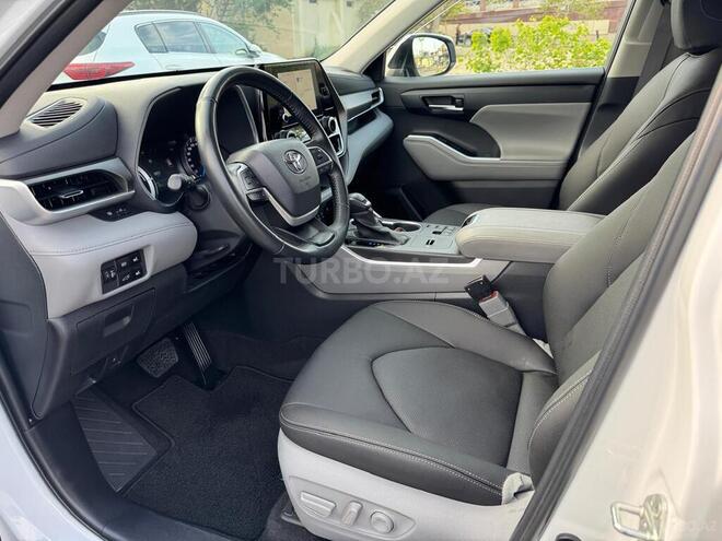 Toyota Highlander 2023, 35,228 km - 2.5 l - Bakı