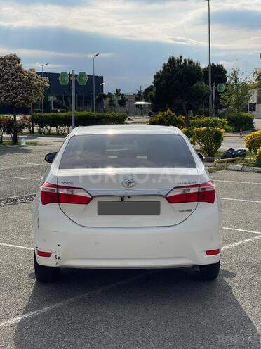 Toyota Corolla 2015, 194,241 km - 1.6 l - Bakı