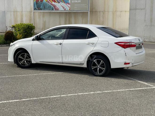 Toyota Corolla 2015, 194,241 km - 1.6 l - Bakı