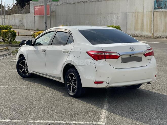 Toyota Corolla 2015, 194,241 km - 1.6 l - Bakı