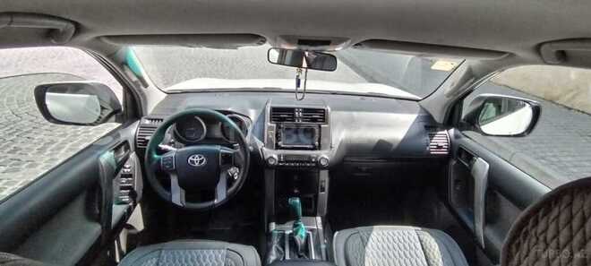 Toyota Land Cruiser Prado 2010, 137,985 km - 2.7 l - Bakı