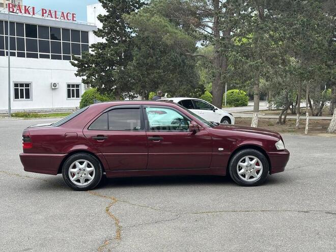 Mercedes C 240 1998, 334,000 km - 2.4 l - Sumqayıt