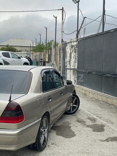 Mercedes C 200 1999, 342,000 km - 2.0 л - Bakı