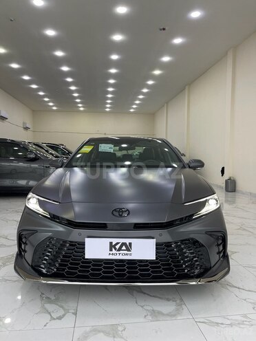 Toyota Camry-3