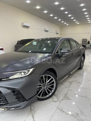 Toyota Camry-6