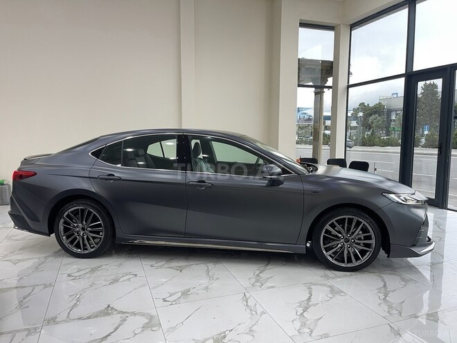 Toyota Camry-10