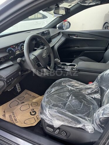 Toyota Camry-14
