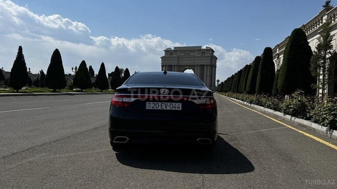 Hyundai Grandeur 2015, 198,795 km - 2.2 l - Gəncə