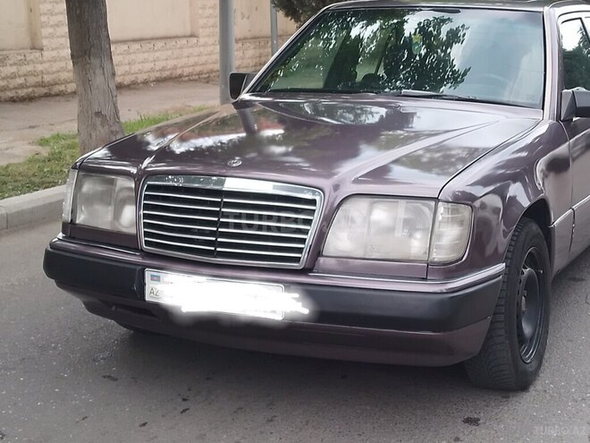 Mercedes E 200 d 1994, 266,000 km - 2.0 l - Gəncə