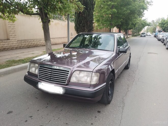Mercedes E 200 d 1994, 266,000 km - 2.0 l - Gəncə