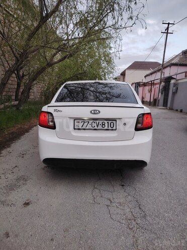 Kia Rio 2011, 284,000 km - 1.4 л - Bakı