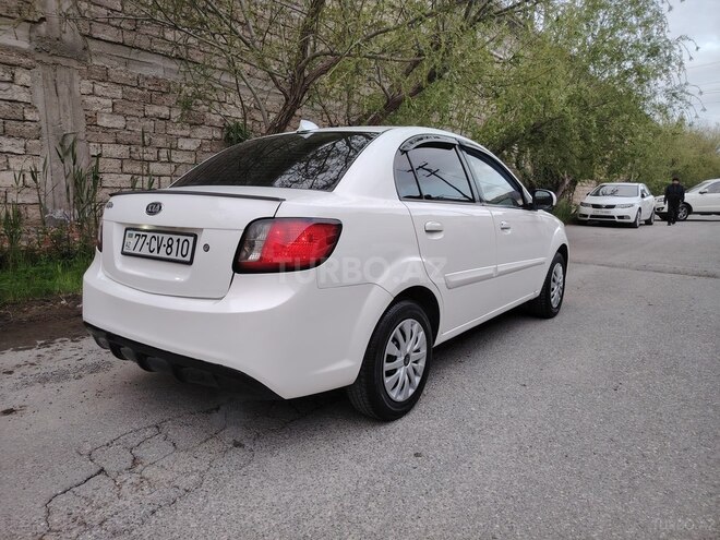 Kia Rio 2011, 284,000 km - 1.4 л - Bakı