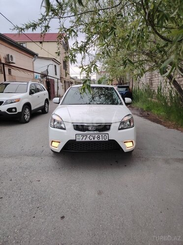 Kia Rio 2011, 284,000 km - 1.4 л - Bakı
