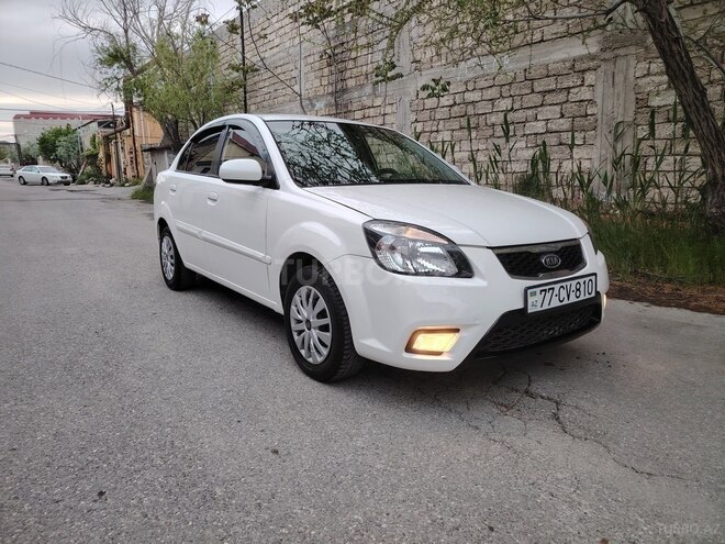 Kia Rio 2011, 284,000 km - 1.4 л - Bakı