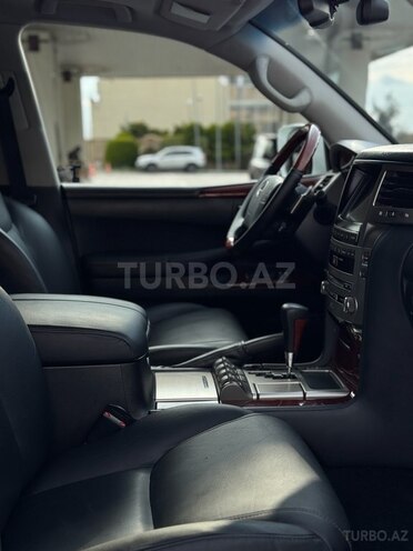 Lexus LX 570 2013, 132,000 km - 5.7 л - Bakı