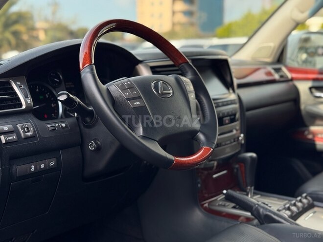 Lexus LX 570 2013, 132,000 km - 5.7 л - Bakı