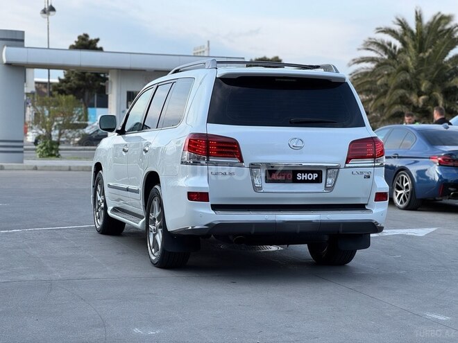 Lexus LX 570 2013, 132,000 km - 5.7 л - Bakı