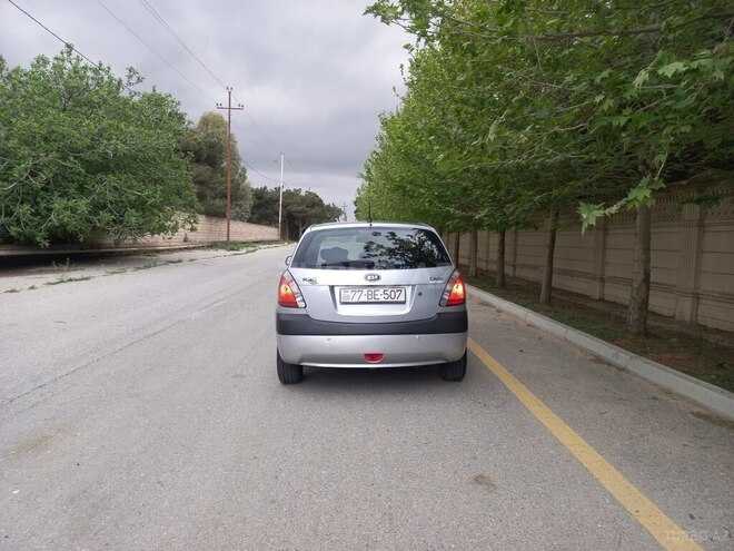 Kia Rio 2006, 380,000 km - 1.5 l - Bakı