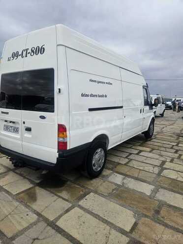 Ford Transit-6