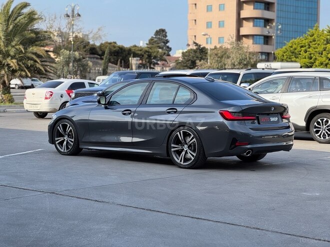 BMW 330-7