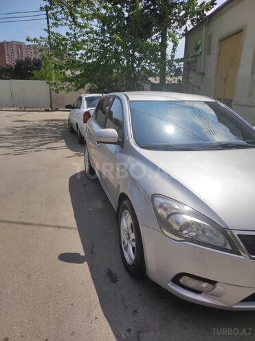 Kia Ceed 2010, 233,000 km - 1.6 л - Bakı