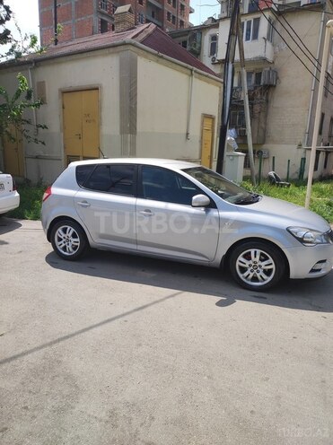 Kia Ceed 2010, 233,000 km - 1.6 л - Bakı
