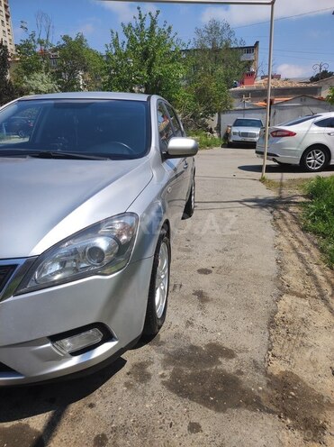Kia Ceed 2010, 233,000 km - 1.6 л - Bakı