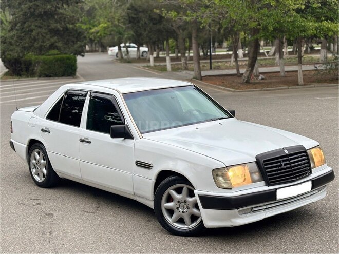 Mercedes E 200 d 1990, 270,600 km - 2.0 l - Sumqayıt