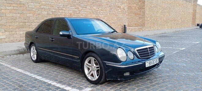 Mercedes E 220 d 2001, 459,771 km - 2.2 л - Bakı