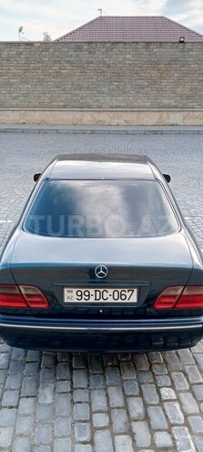 Mercedes E 220 d 2001, 459,771 km - 2.2 л - Bakı