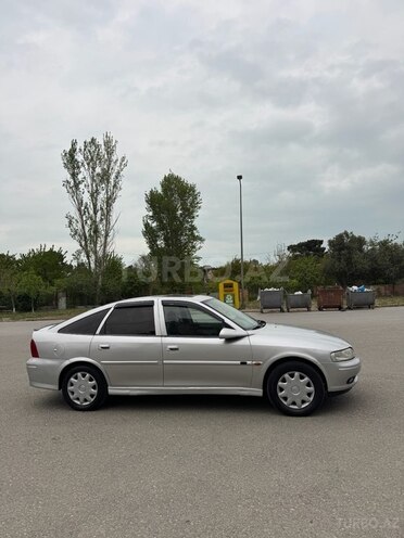 Opel Vectra 1999, 200,000 km - 2.0 l - Sumqayıt