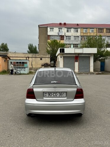 Opel Vectra 1999, 200,000 km - 2.0 l - Sumqayıt
