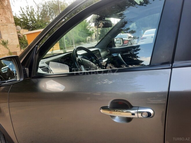 Kia Sorento 2009, 236,000 km - 2.0 l - Sumqayıt