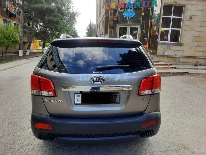 Kia Sorento 2009, 236,000 km - 2.0 l - Sumqayıt