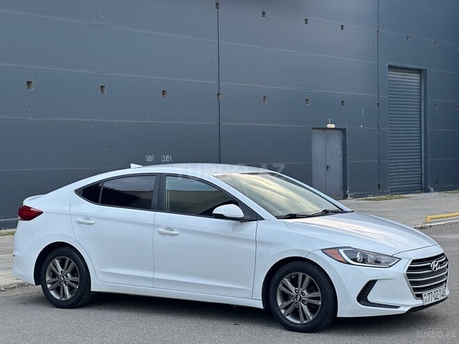 Hyundai Elantra 2018, 93,560 km - 2.0 л - Bakı