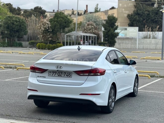 Hyundai Elantra 2018, 93,560 km - 2.0 л - Bakı