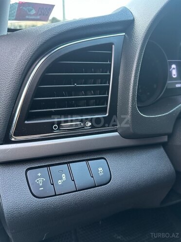 Hyundai Elantra 2018, 93,560 km - 2.0 л - Bakı