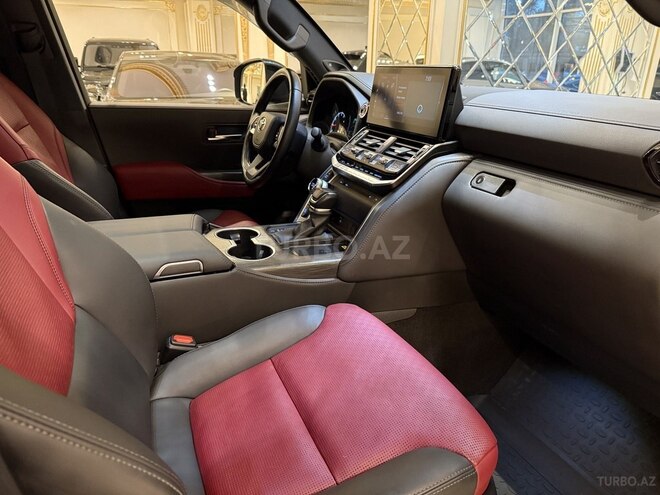 Toyota Land Cruiser-11