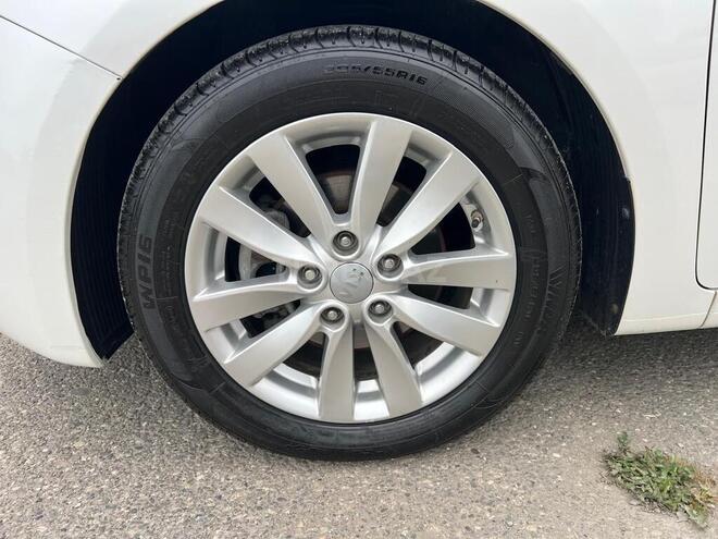 Kia K3 2015, 241,000 km - 1.6 l - Sumqayıt