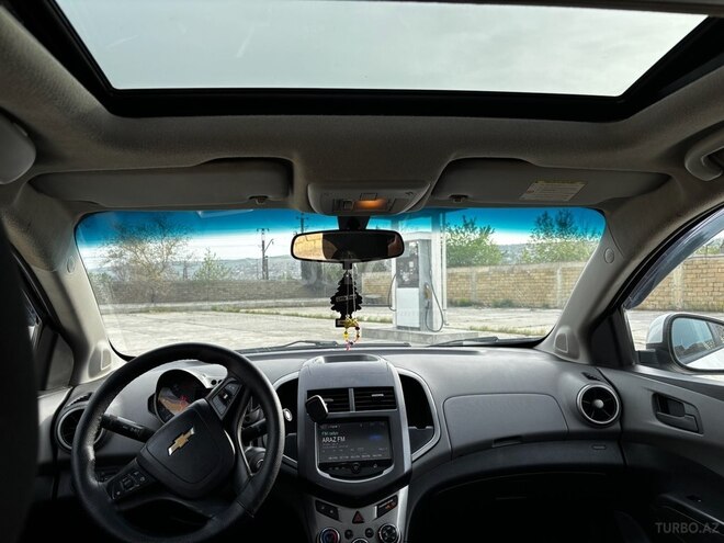 Chevrolet Aveo-6
