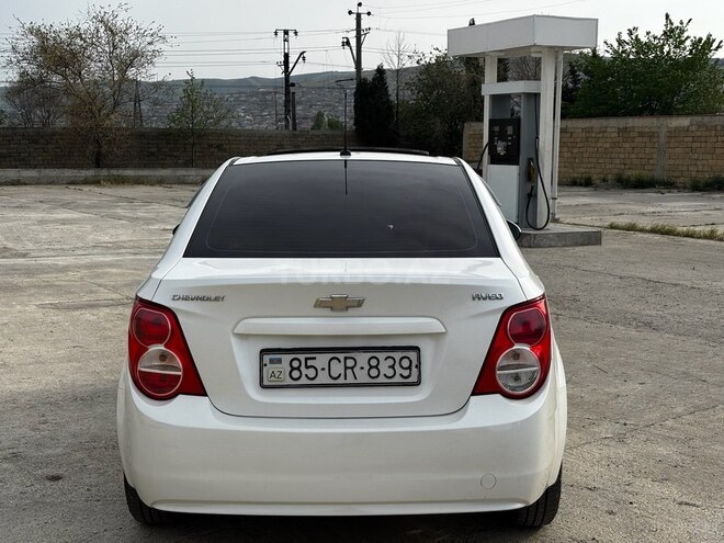 Chevrolet Aveo-3