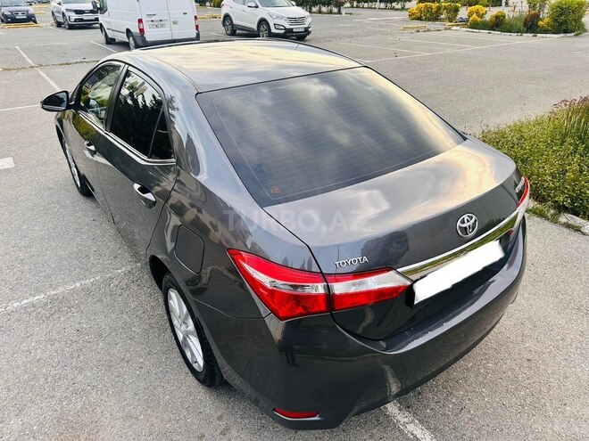 Toyota Corolla 2015, 163,212 km - 1.6 l - Bakı
