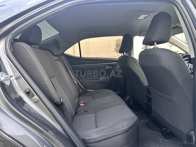 Toyota Corolla 2015, 163,212 km - 1.6 l - Bakı