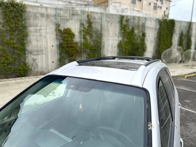 Kia Carens 2006, 310,000 km - 2.0 l - Bakı