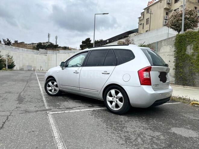 Kia Carens 2006, 310,000 km - 2.0 l - Bakı