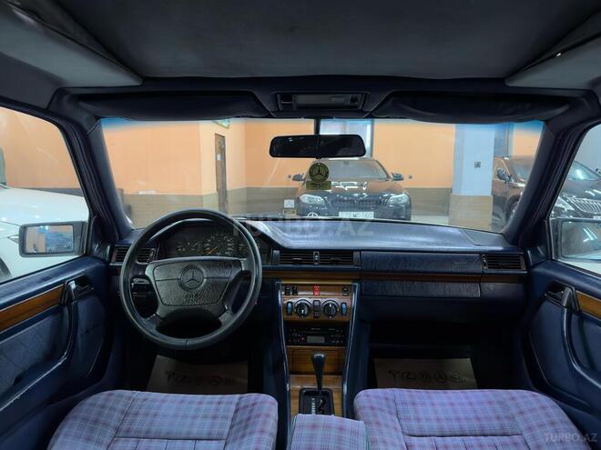 Mercedes E 220 1995, 315,267 km - 2.2 l - Xırdalan