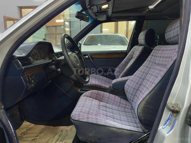 Mercedes E 220 1995, 315,267 km - 2.2 l - Xırdalan