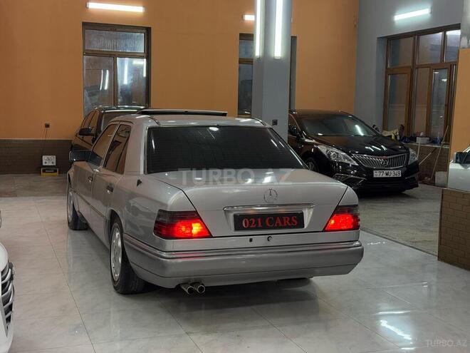 Mercedes E 220 1995, 315,267 km - 2.2 l - Xırdalan